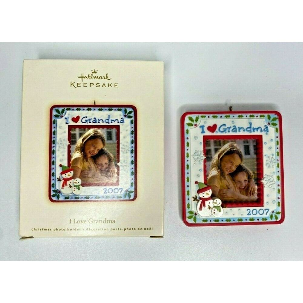 2007 Hallmark I Love Grandma Picture Frameโ Ornament U31